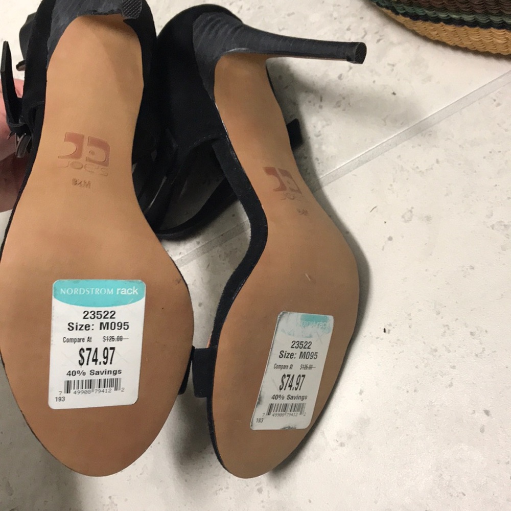 Joe’s suede and leather strap heel - Picture 6 of 8